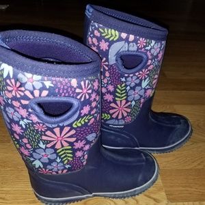Little girls size 13 rain and snow boots